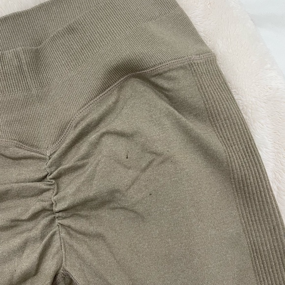 Stacci athletics scrunch leggings ❤️‍🔥 - Picture 4 of 5